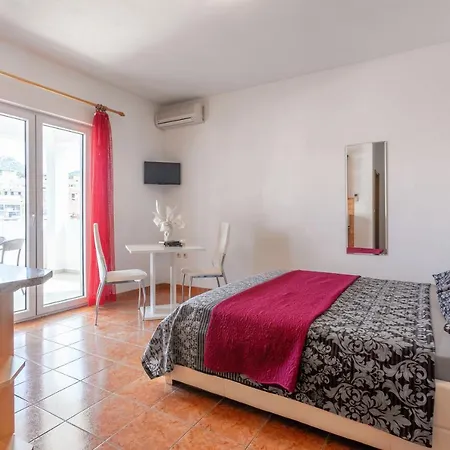 Apartments Dobrila Hvar Town Exterior foto
