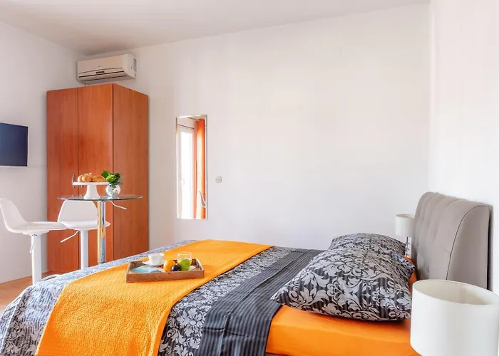 Apartments Dobrila