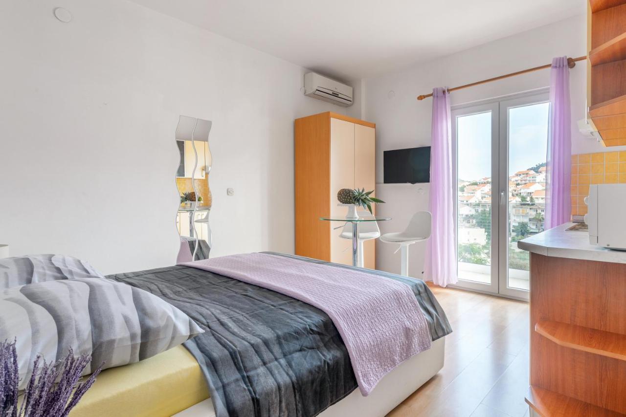 Dobrila Apartment