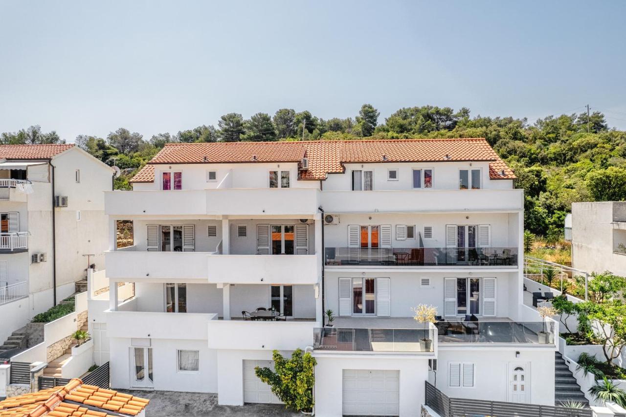 Apartment Dobrila *